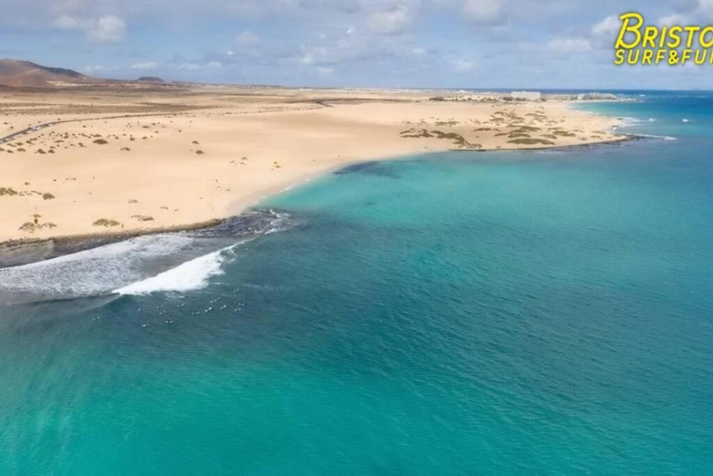 B-Rent Bristol Beach Surf & Fun Corralejo Buitenkant foto
